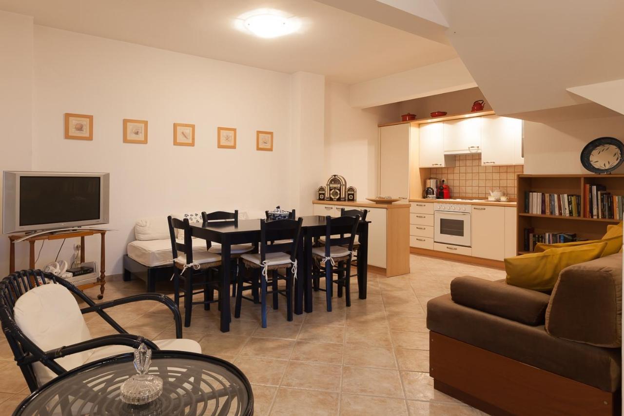 Thanos Luxury Apartment In Spetses Εξωτερικό φωτογραφία
