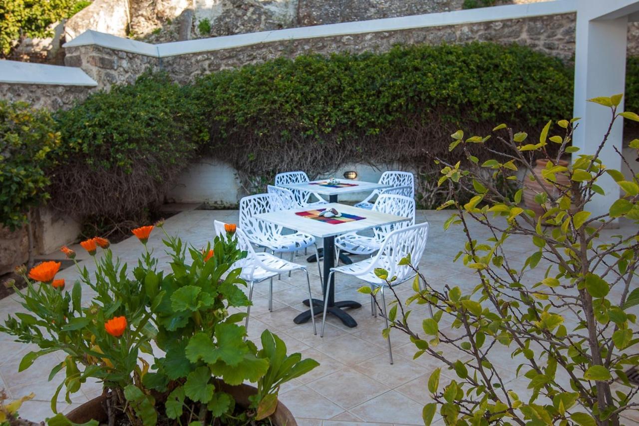 Thanos Luxury Apartment In Spetses Εξωτερικό φωτογραφία