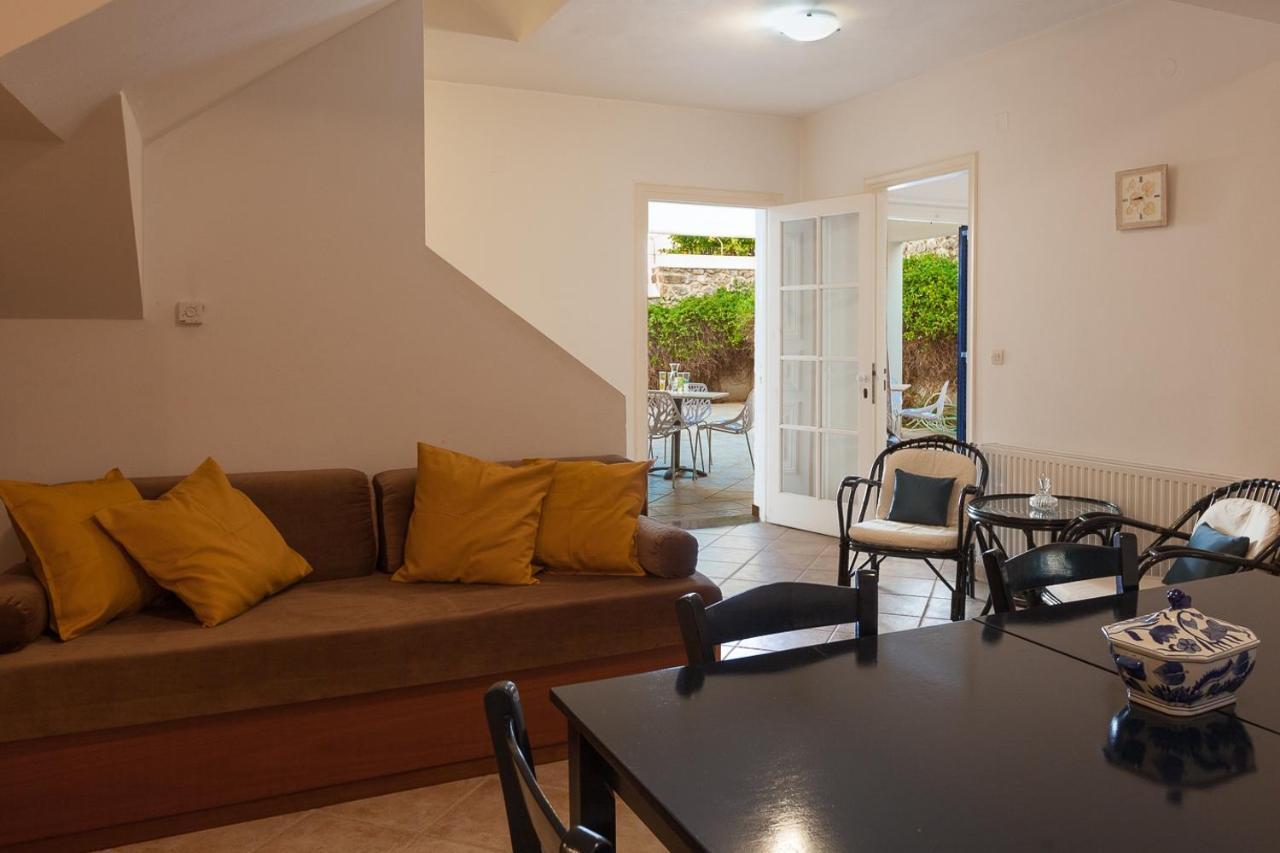 Thanos Luxury Apartment In Spetses Εξωτερικό φωτογραφία